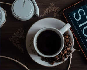 那些烈日下的排隊(duì)、等待，是一加在國內(nèi)的第一次大狂歡